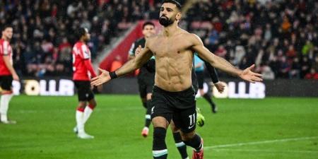 "أشعر بخيبة أمل ".. محمد صلاح يوجه انتقاد لاذع لإدارة ليفربول