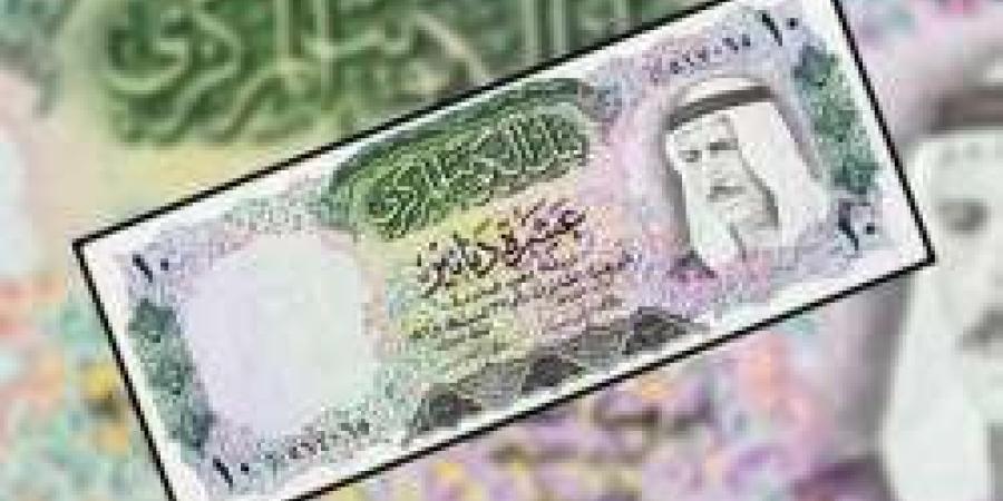 سعر الدينار الكويتي مقابل الجنيه المصري في البنوك المصرية