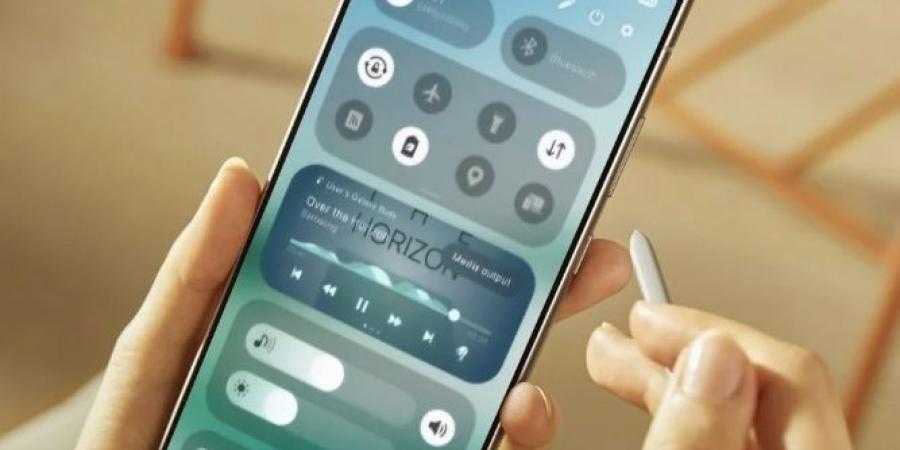 تحديث One UI 7 يتوافق مع 50 إصدار من أجهزة سامسونج