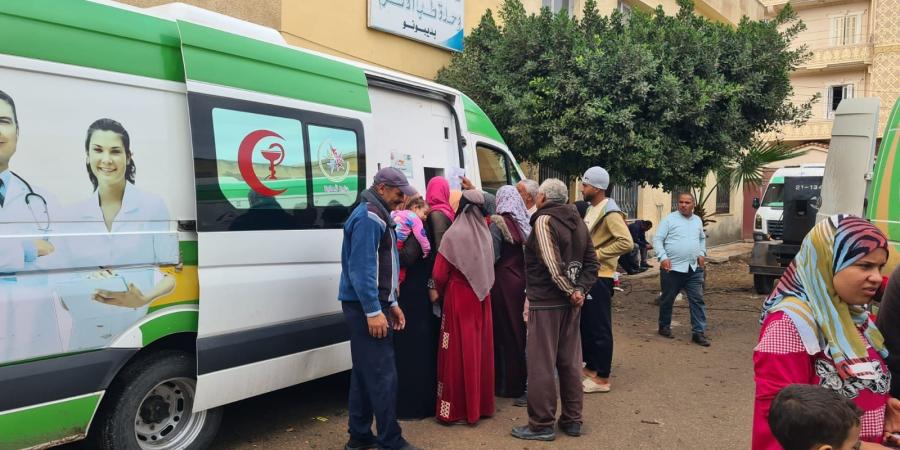 ضمن مبادرة بداية.. الكشف على ١١٥٧ فى قافلة ديبونو بإدكو