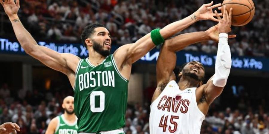 NBA بوسطن سيلتيكس يلحق الهزيمة الاولى بكليفلاند كفالياريز هذا الموسم