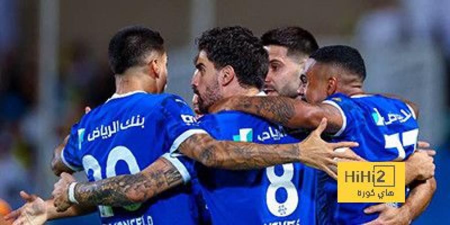 4 نجوم كبيرة.. غيابات الهلال لمباراة الخليج