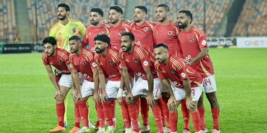 «السالمي» يدير مواجهة الأهلي وبلوزداد في دوري أبطال إفريقيا