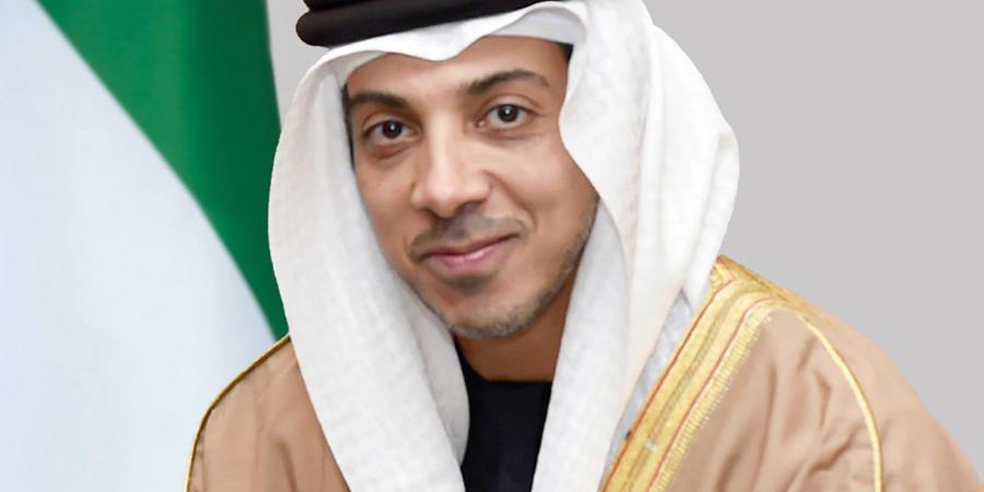 نيابة عن رئيس الدولة.. منصور بن زايد يرأس وفد الإمارات إلى القمة الخليجية الـ 45 في الكويت