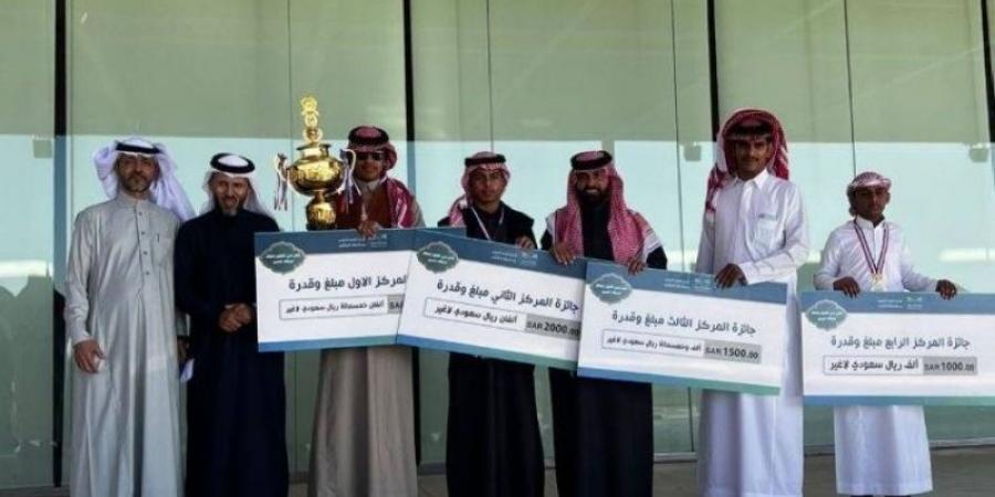 4 طلاب يفوزون ببطولة كأس مدير تعليم الطائف للهجن