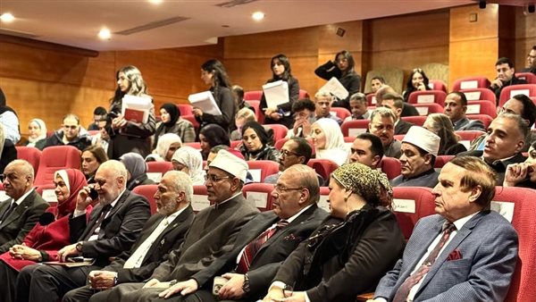 جامعة سيناء تحتفل باليوم العالمي للغة العربية..رئيس جامعة الأزهر يجرم انتشار الأسماء الأجنبية