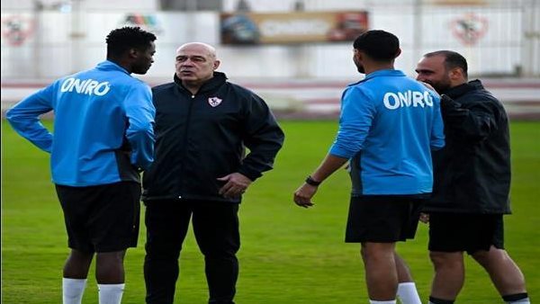 الدوري المصري.. جروس يلقي محاضرة على لاعبي الزمالك قبل لقاء سيراميكا