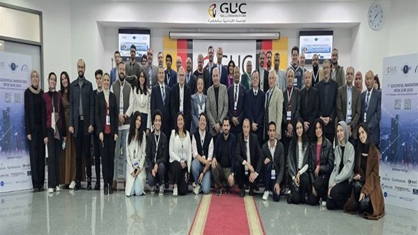 افتتاح مؤتمر أسبوع الابتكارات المعلوماتية الجغرافية المكانية الأول في الجامعة الألمانية بالقاهرة