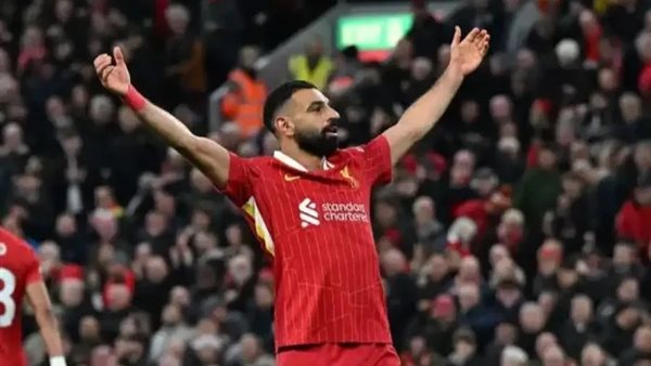 أجويرو: محمد صلاح جدد عقده مع ليفربول لمدة عامين